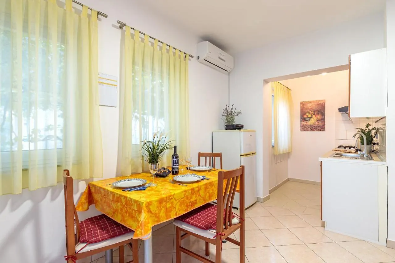 Apartments Alen Fazana Croatia