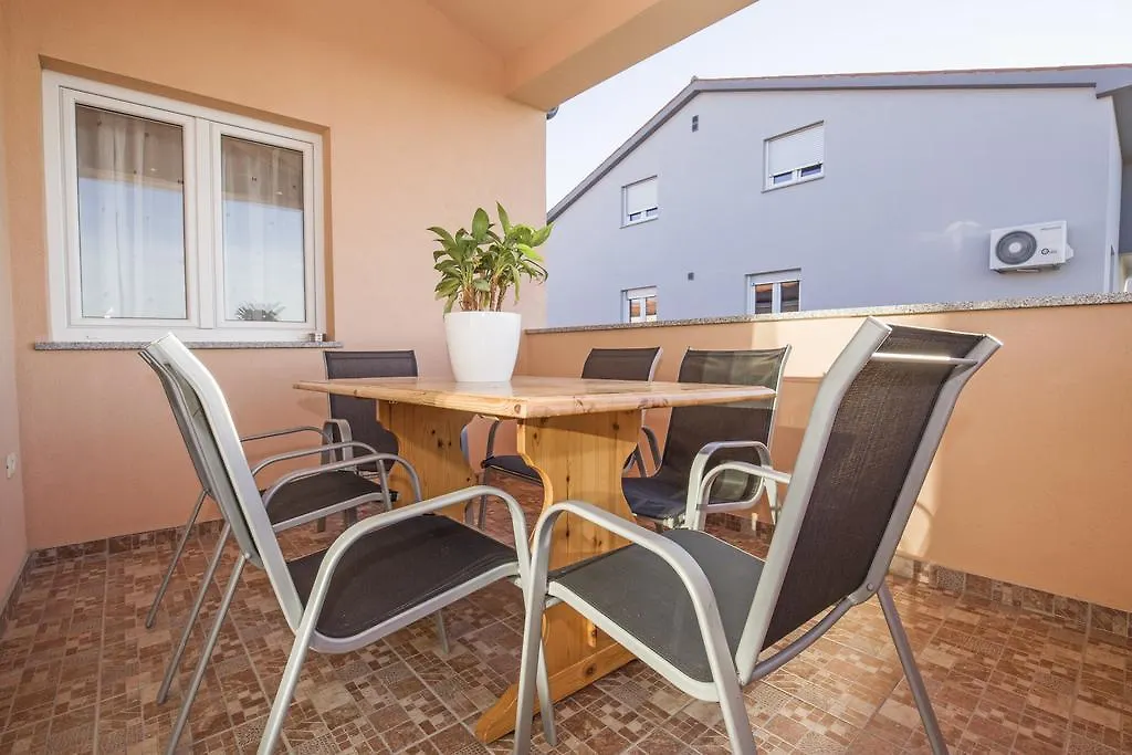 Apartments Alen Fazana Croatia