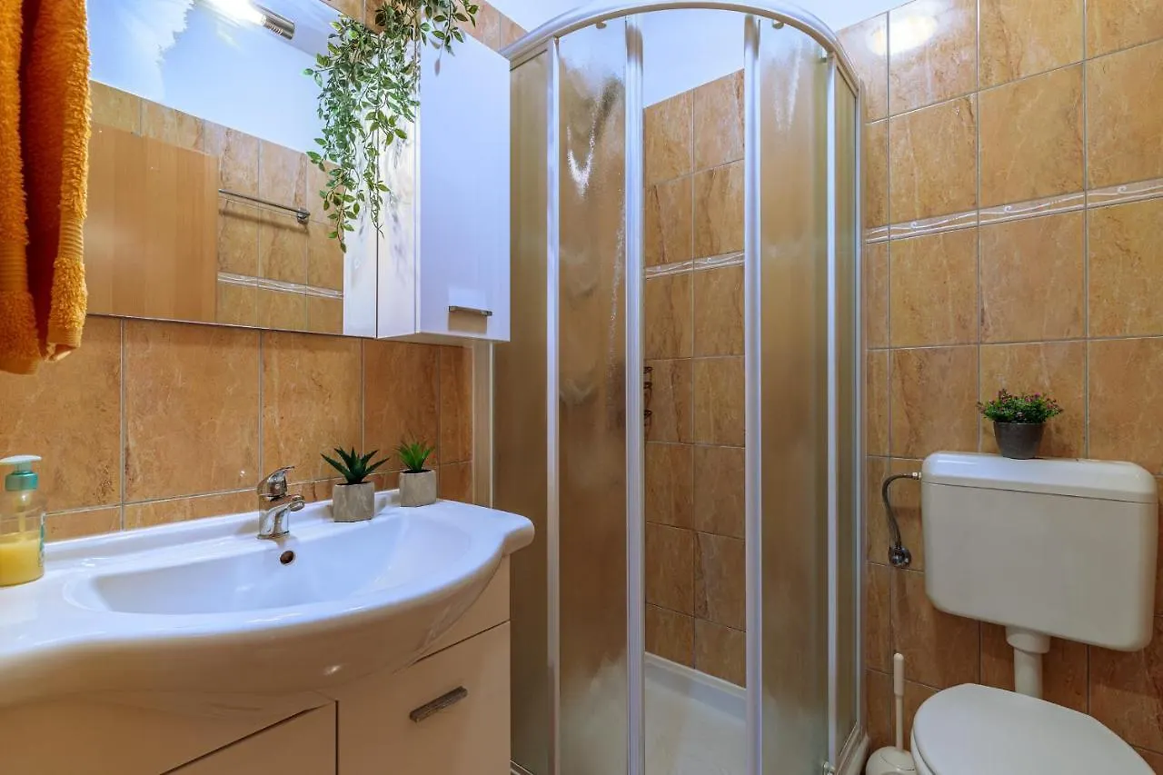 Apartments Alen Fazana Croatia