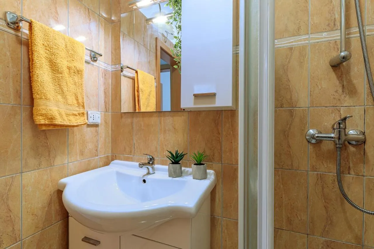 Apartments Alen Fazana Croatia